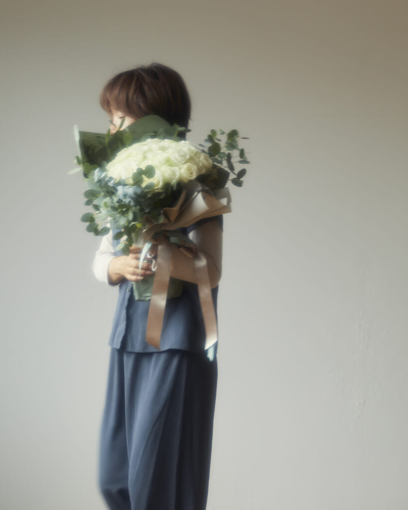 バラの花束 33本(赤/ピンク/白) - 画像 (3)